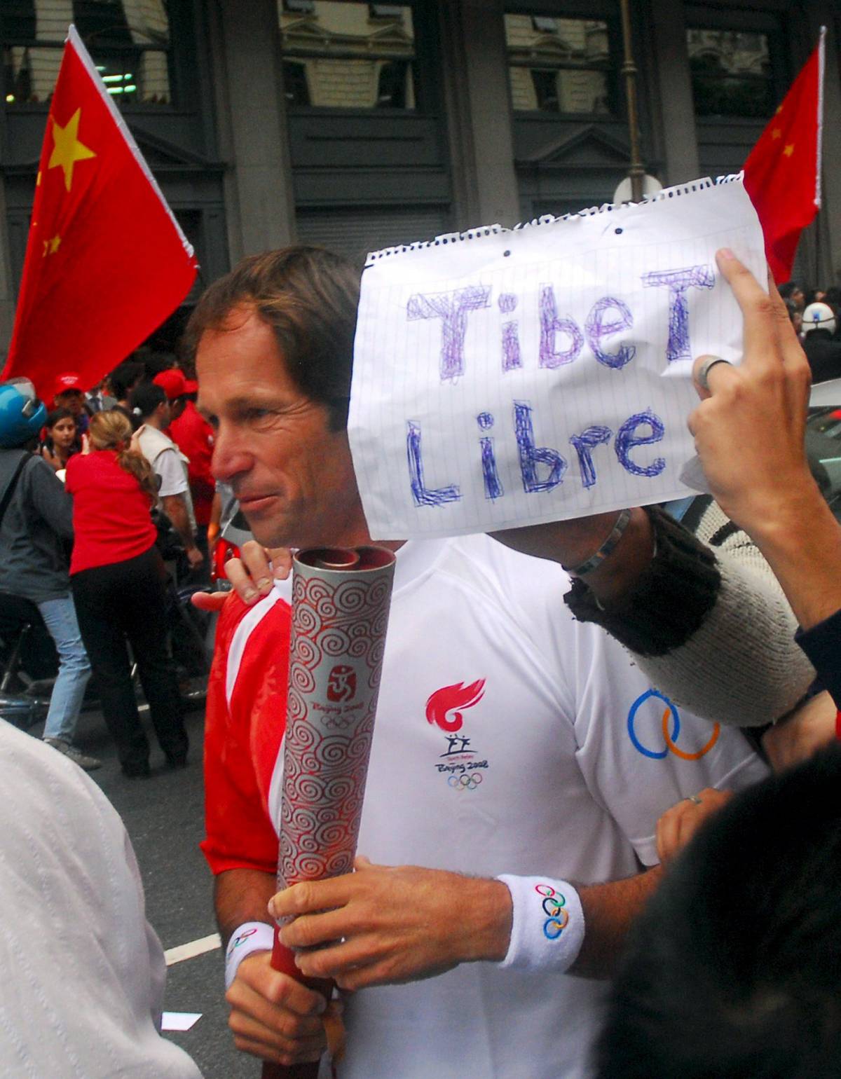 Hu Jintao avverte: "Il Tibet è un problema interno della Cina"
