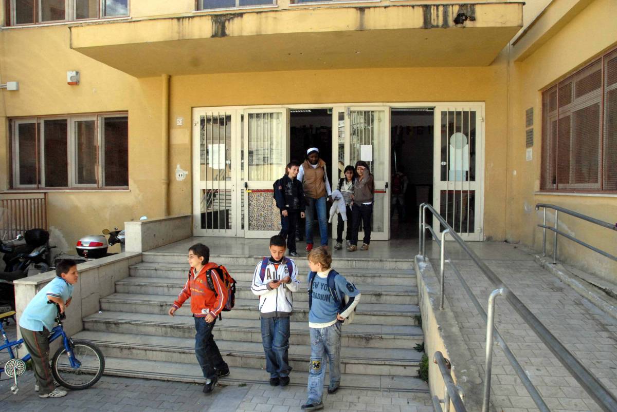 Palermo, a scuola 
pestaggi, insulti 
e prof all’ospedale