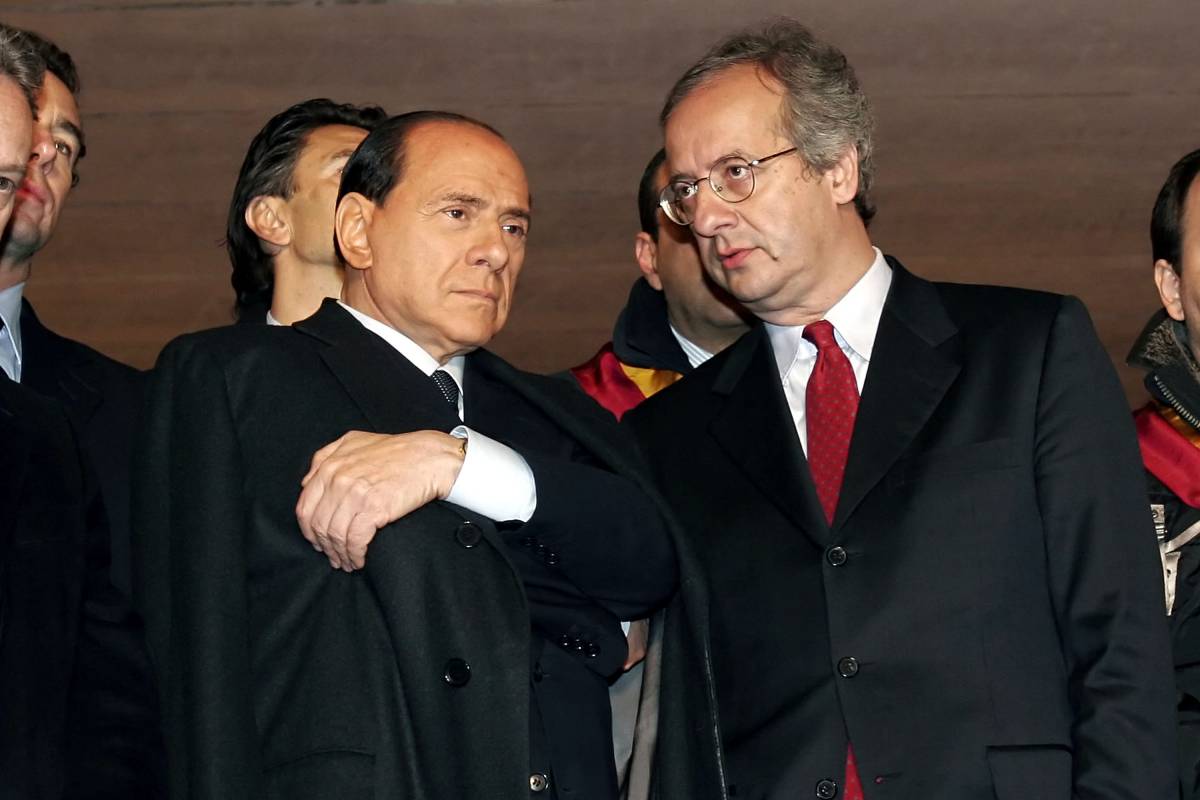 Berlusconi: "Presto misure impopolari". Incontro con Veltroni: raffica di smentite