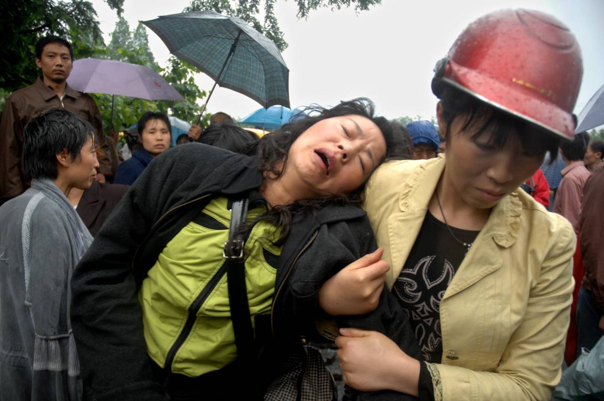 Cina,  16mila i morti 
Ora i soccorritori 
lottano contro il tempo