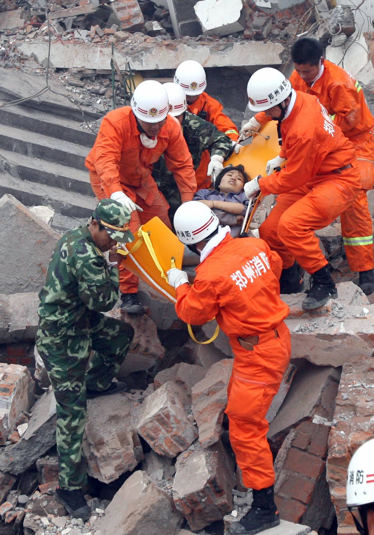 Sisma in Cina, i morti 
sono oltre 50mila