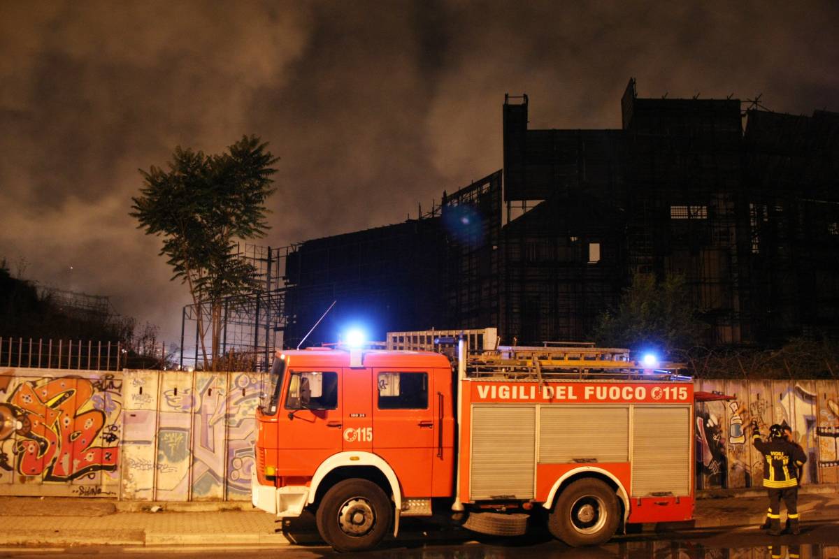 Rovigo, tenta il suicidio 
fa esplodere palazzina