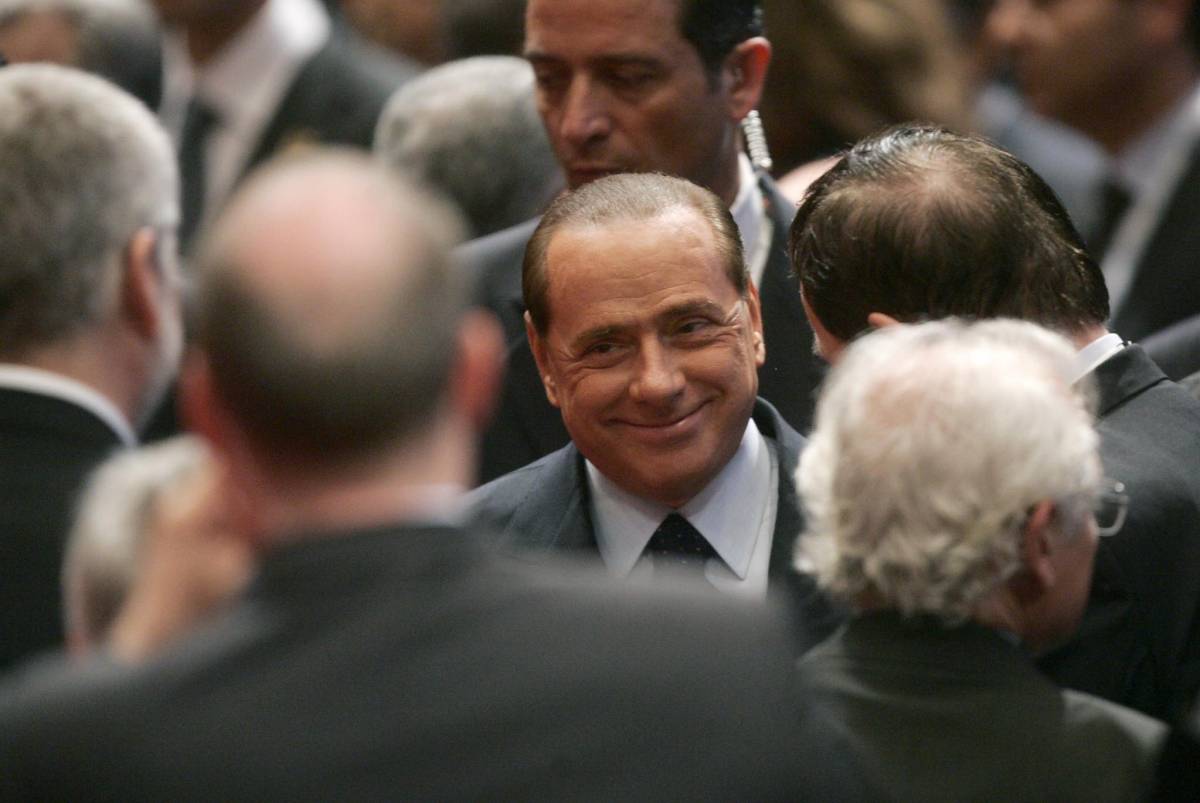 Berlusconi: "Diagnosi severa, ma fiduciosa"