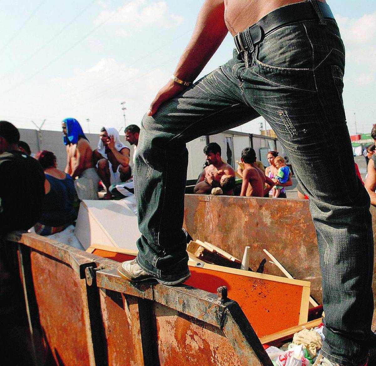 Corsi di autodifesa per i rom: la nuova lotta dei «compagni»