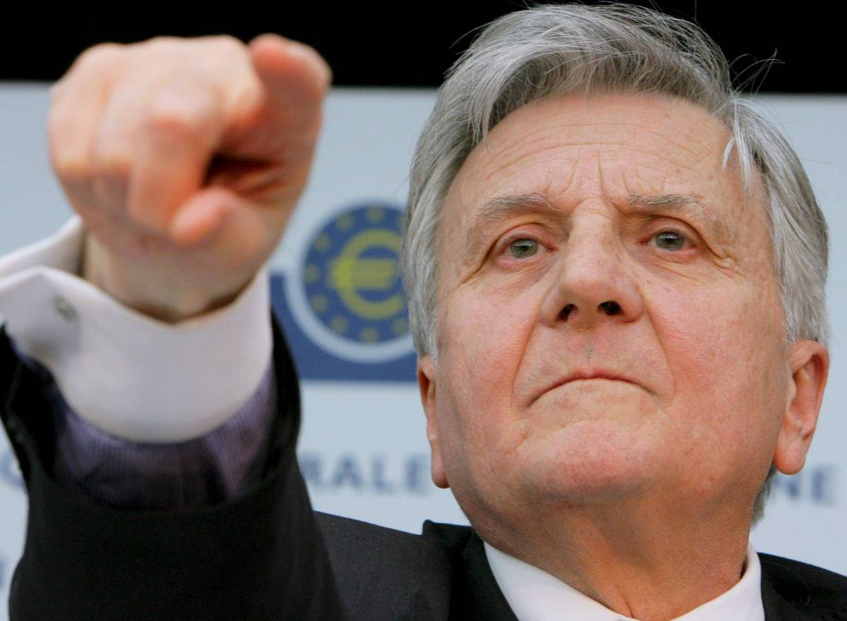 Trichet: "Aumentati i rischi per l'inflazione"