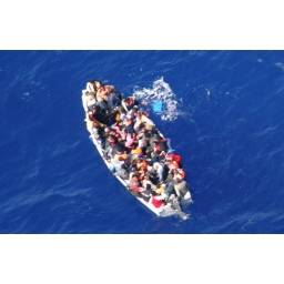 Naufragio nel Canale di Sicilia: morti 12 clandestini