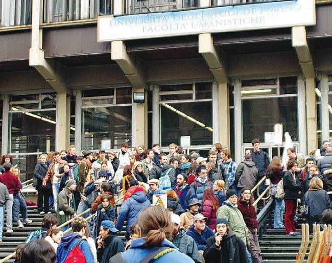 "Io, di destra, all’università mi nascondo"