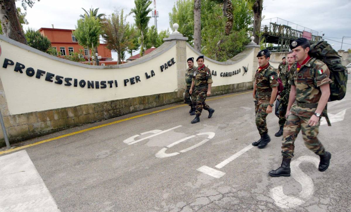 Soldati in città, il sì dei sindaci di sinistra