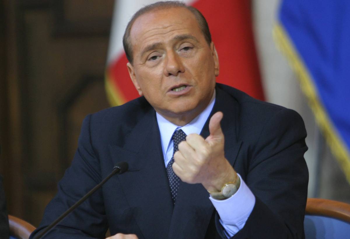 Berlusconi: "Contro di me processi politici". Veltroni: "Dialogo a rischio"