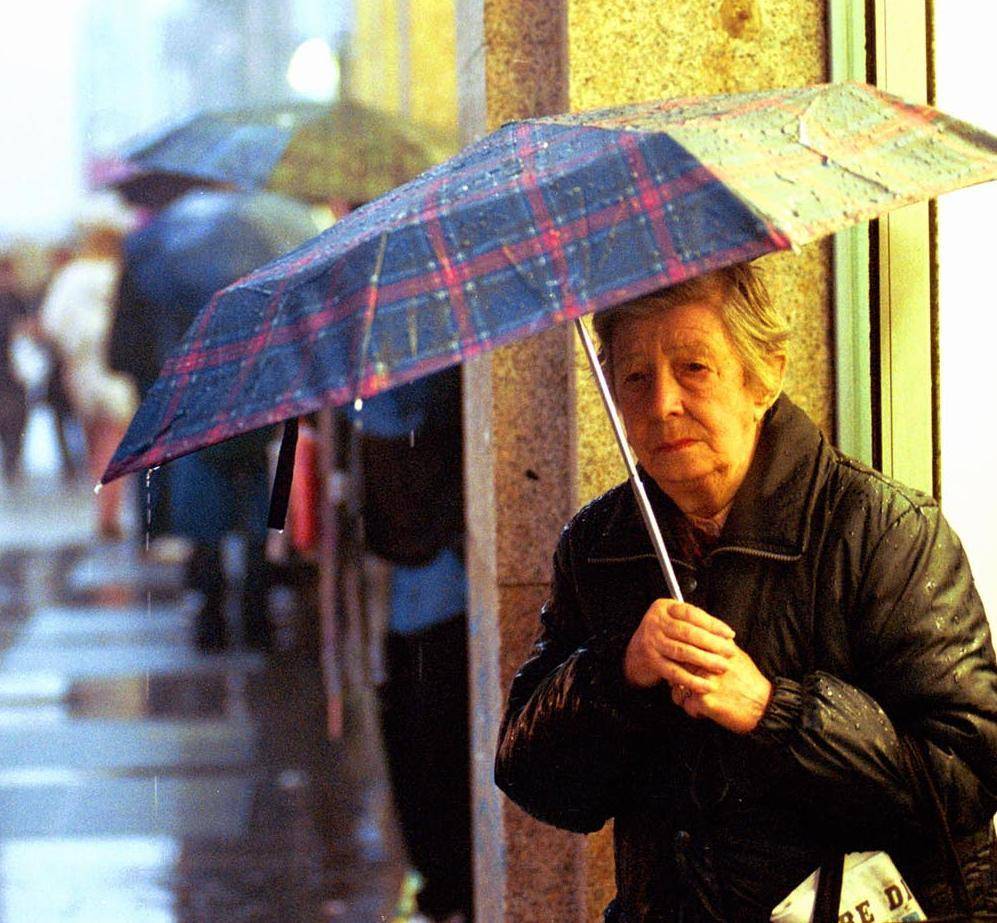 Piove ovunque, anche a teatro