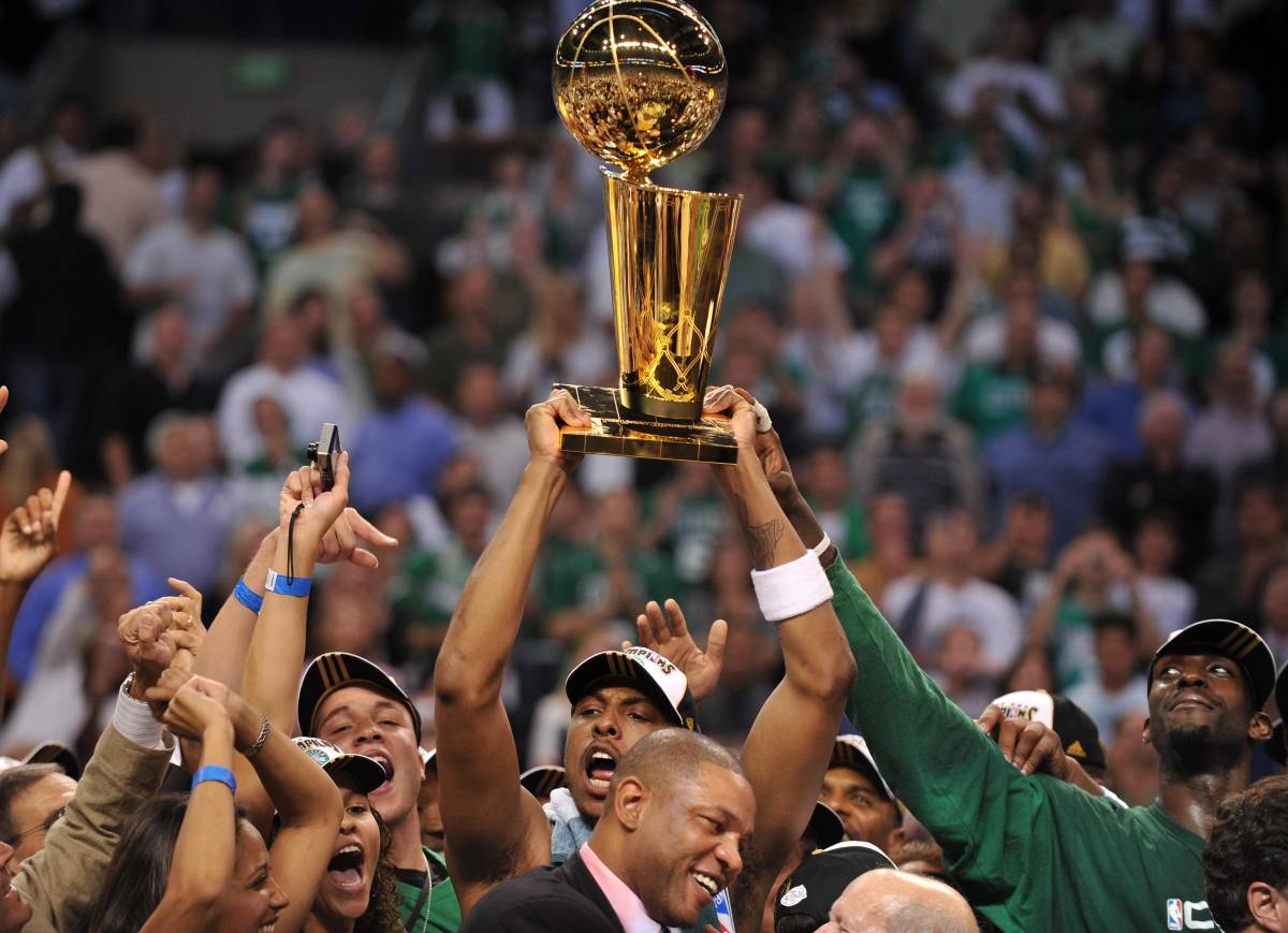 Nba, i Celtics battono i Lakers:  
tornano campioni dopo 22 anni