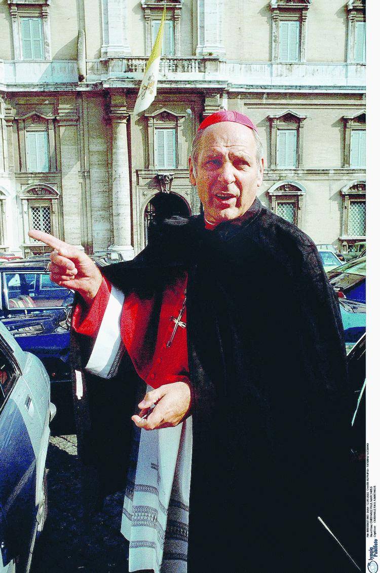 «Basta bugie», il Vaticano difende Marcinkus