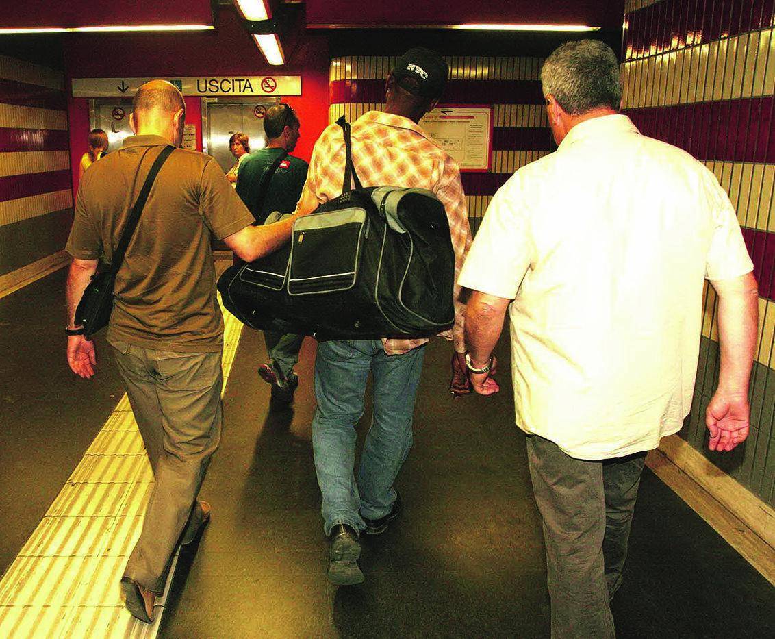 Arrivano i militari nelle stazioni della metro