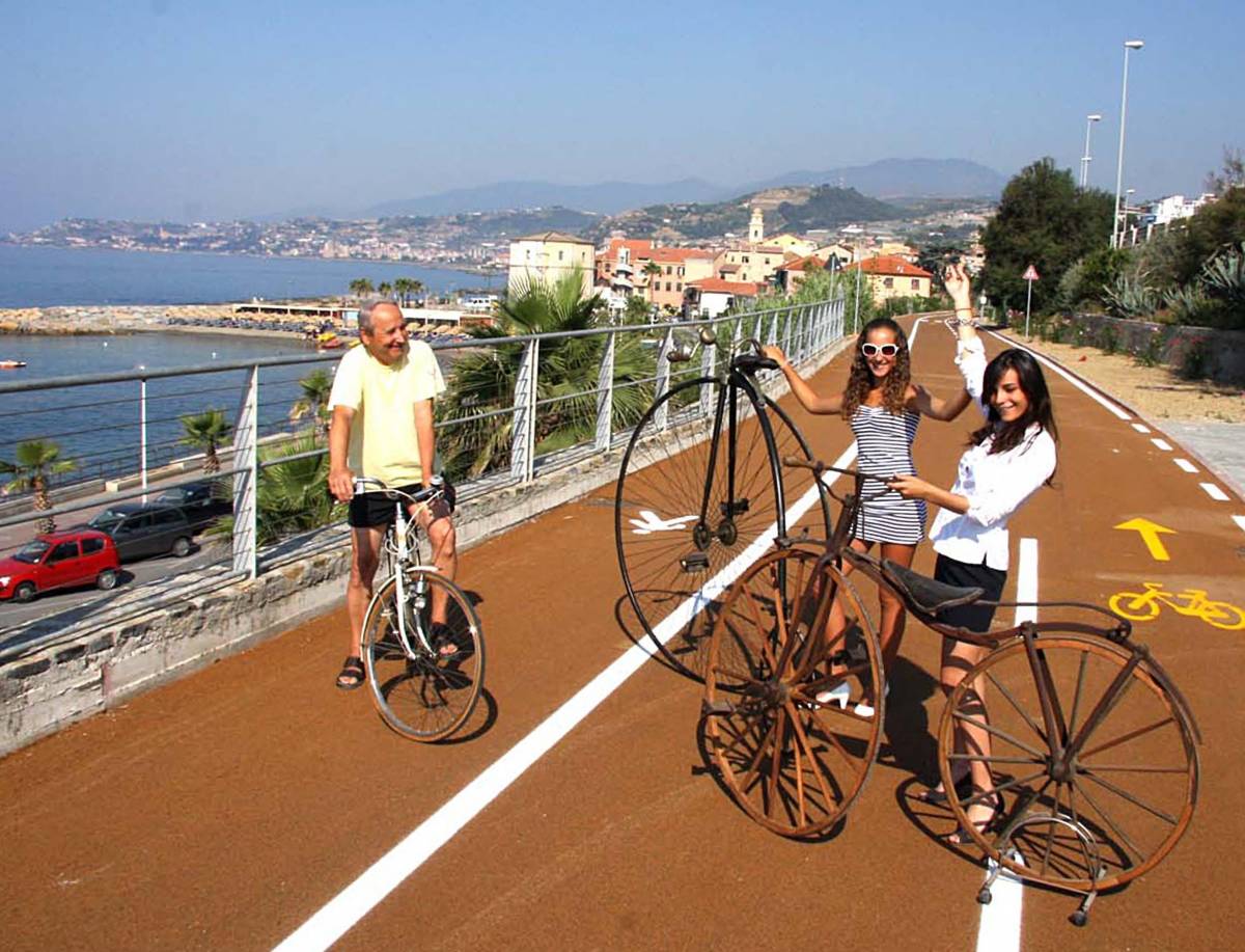 Scajola «muove» la Liguria: più porti e mezzi pubbici