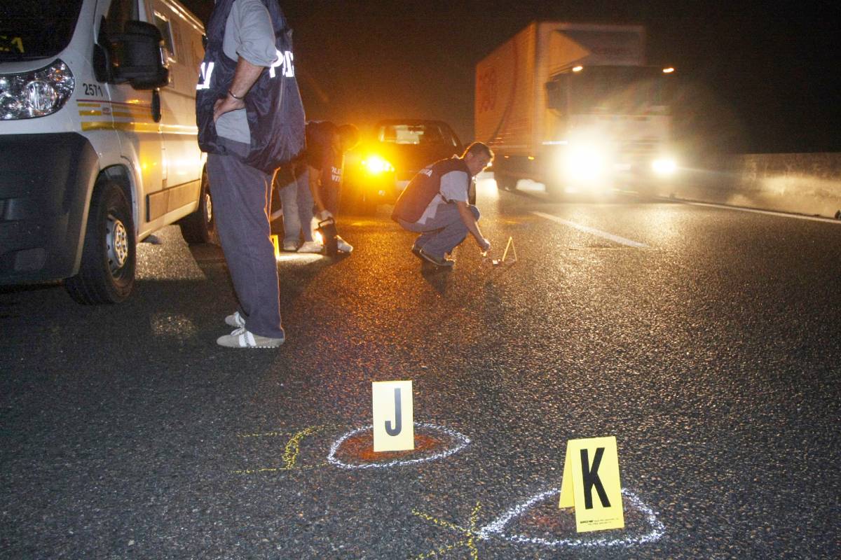 A14, assalto al portavalori 
di notte: è caccia ai banditi