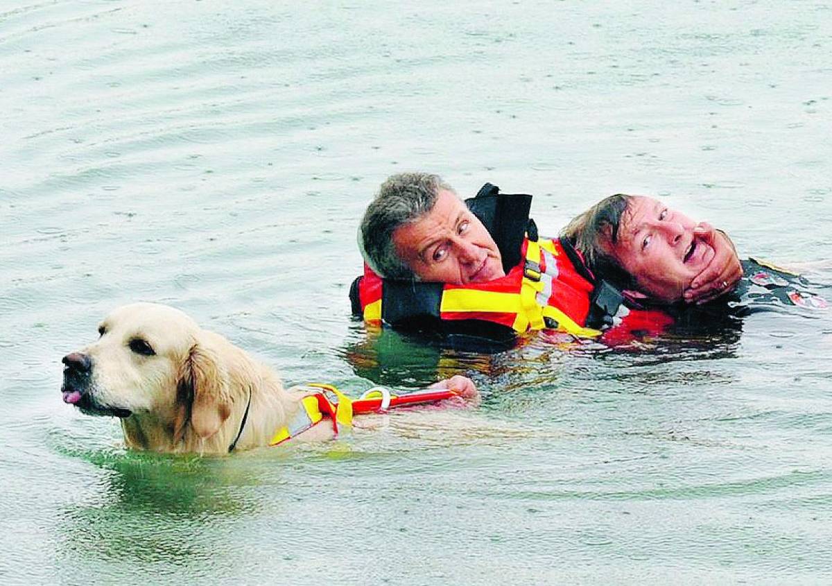 Bagnini a quattro zampe grazie ai cani addestrati all’Idroscalo