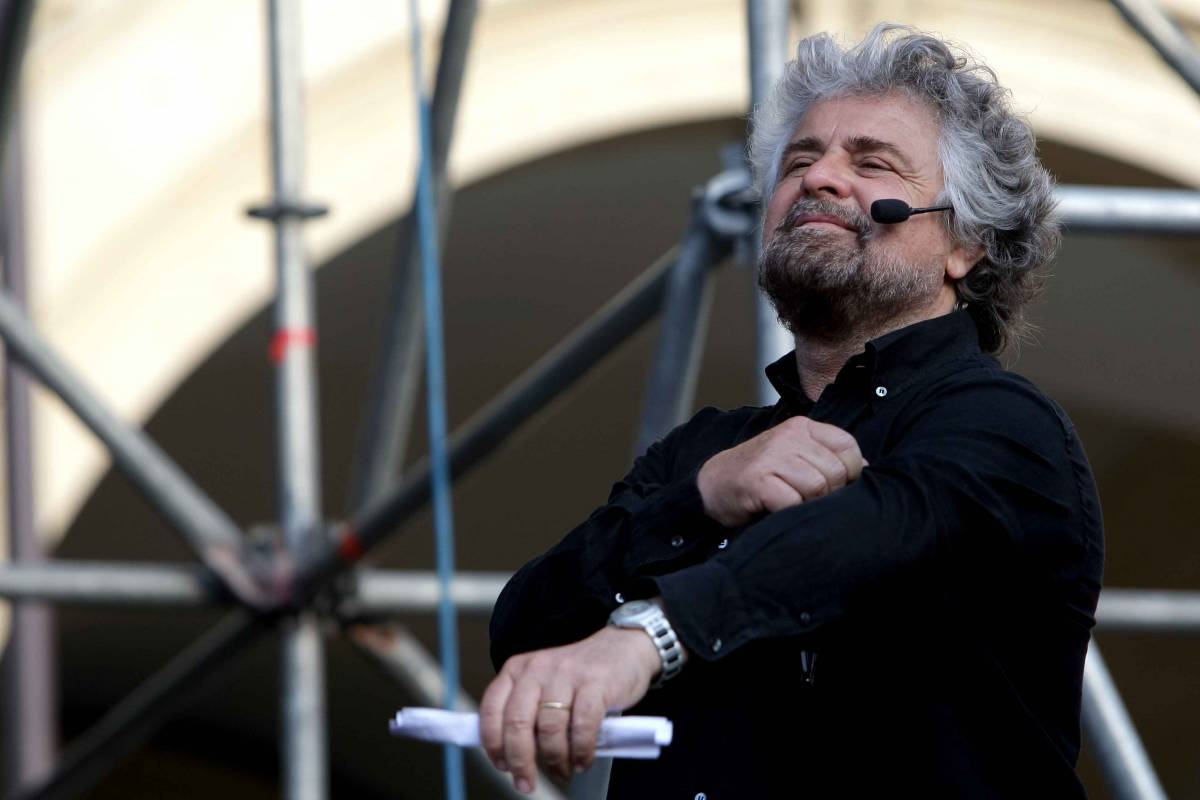 Grillo: contro di me i cani da guardia di Veltroni