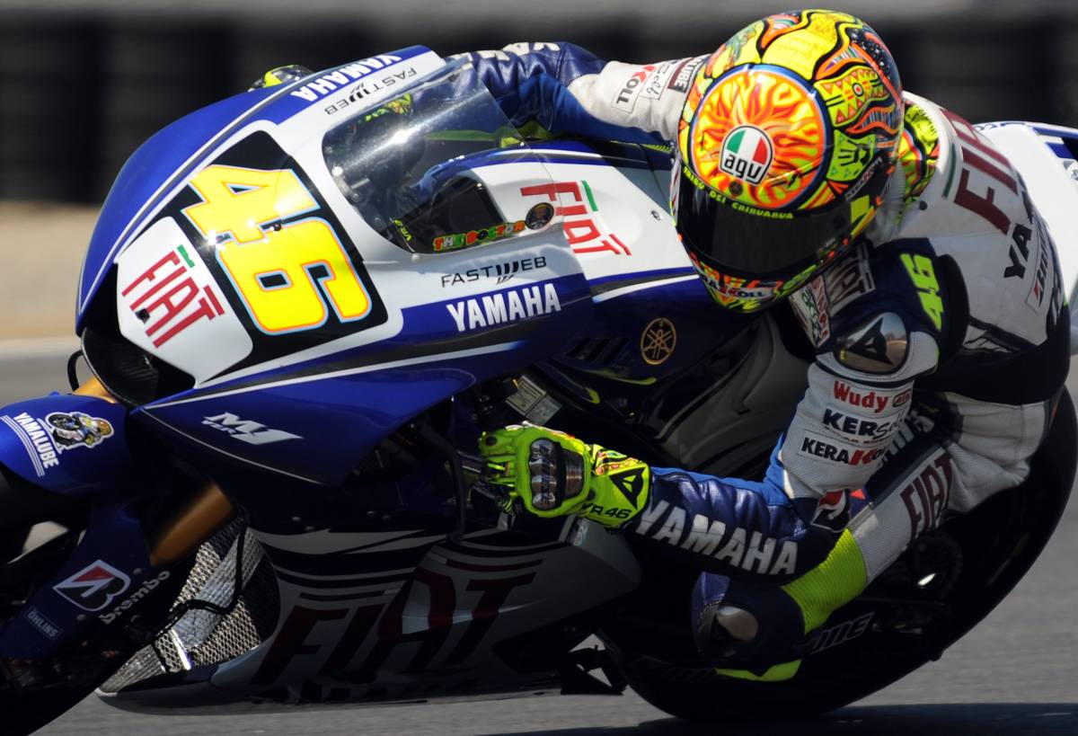 Rossi con la Yamaha fino al 2010