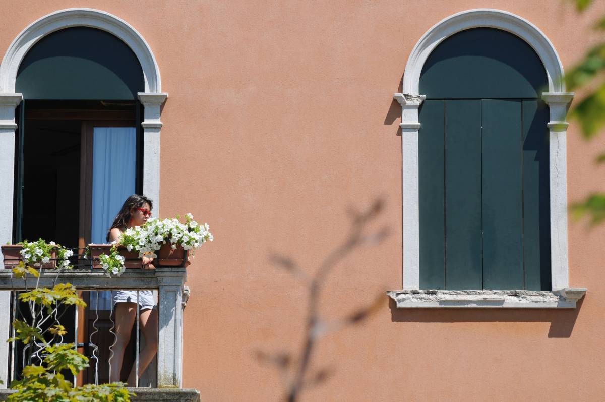 Venezia, crolla il balcone 
di un hotel: grave 13enne