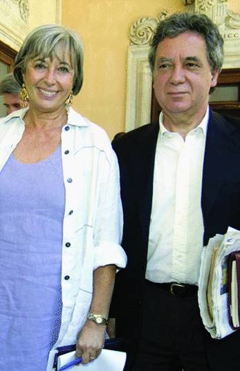 E la sindaco sbugiarda i giudici: «I no global vittime di torture»