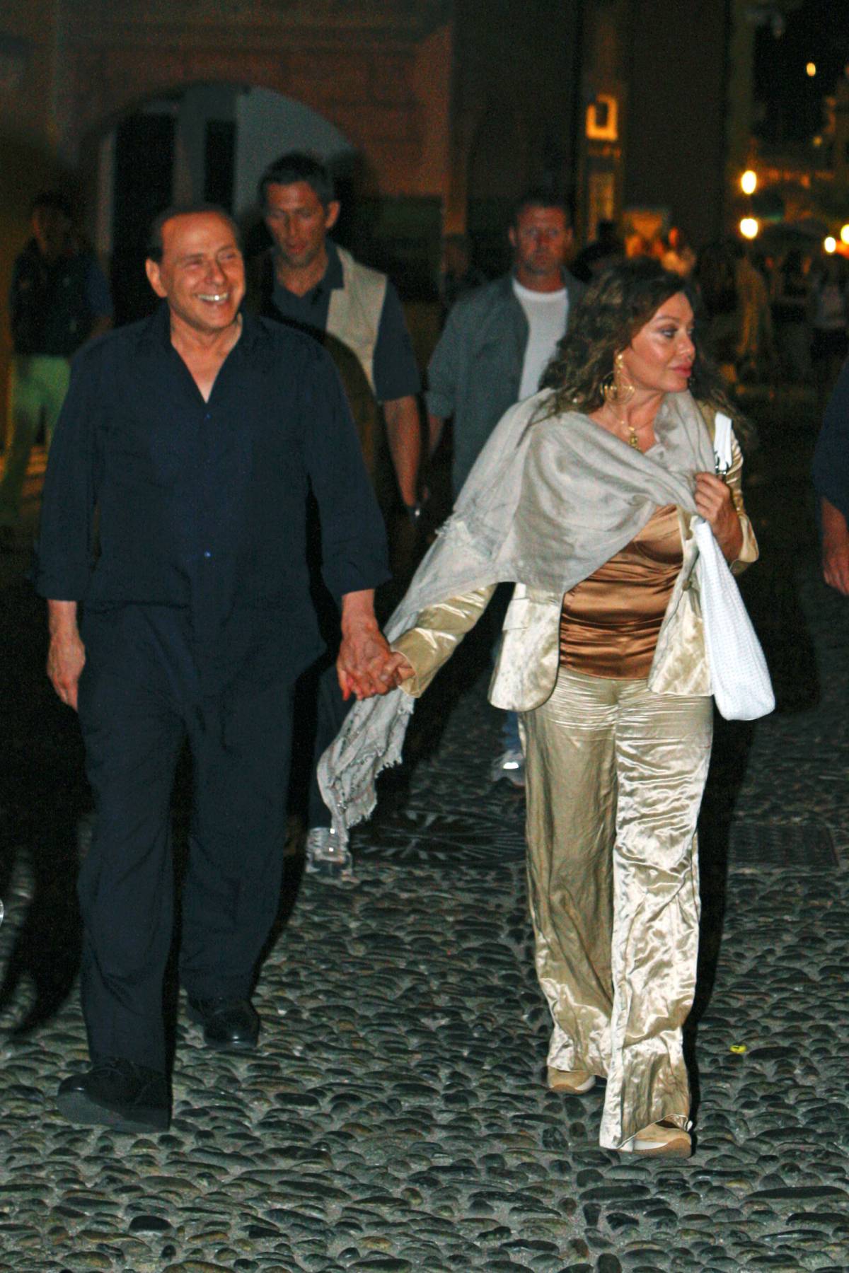 Portofino, tra chiacchiere e musica 
Berlusconi in piazza con la famiglia