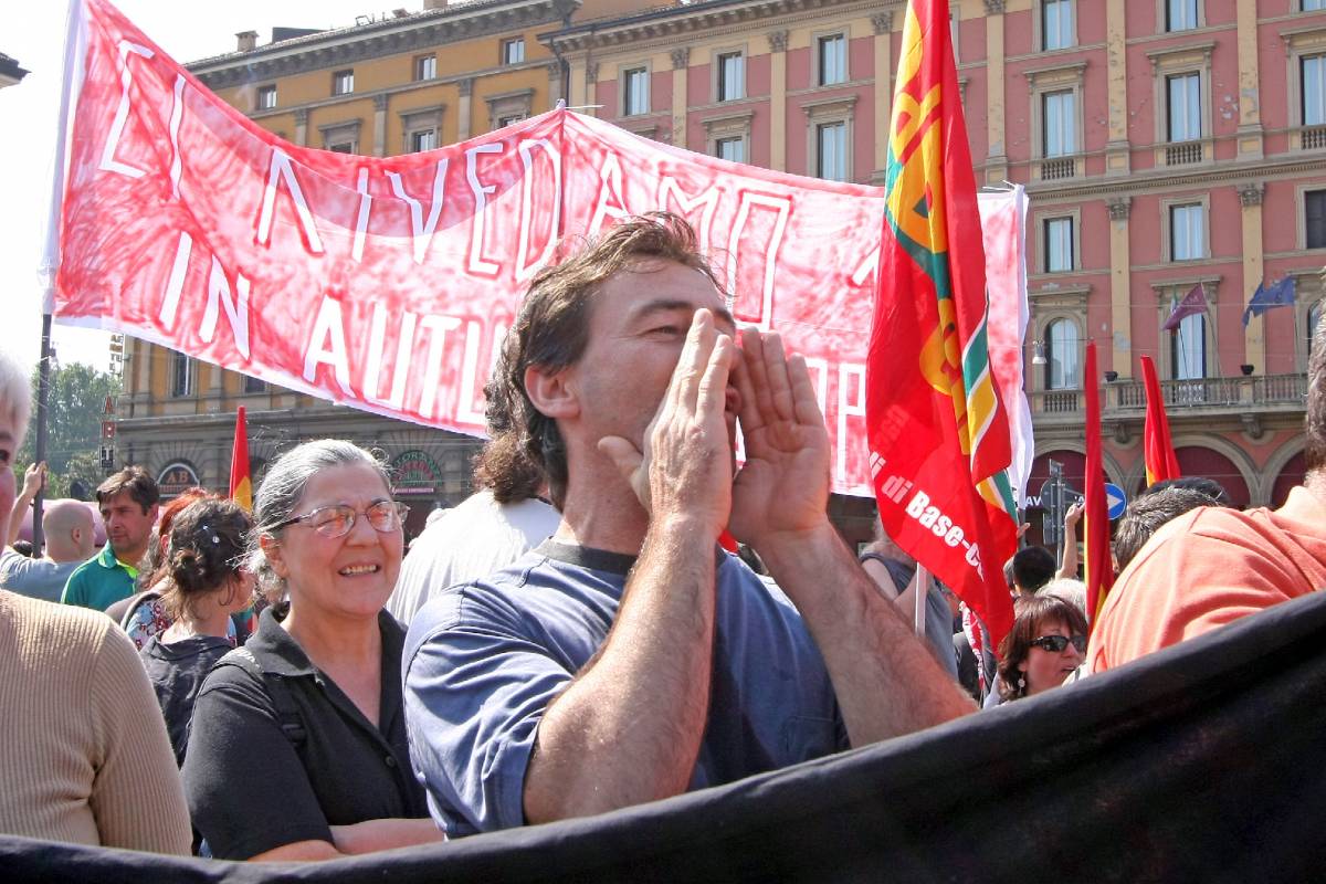 Bologna, fischiati Rotondi e Cofferati