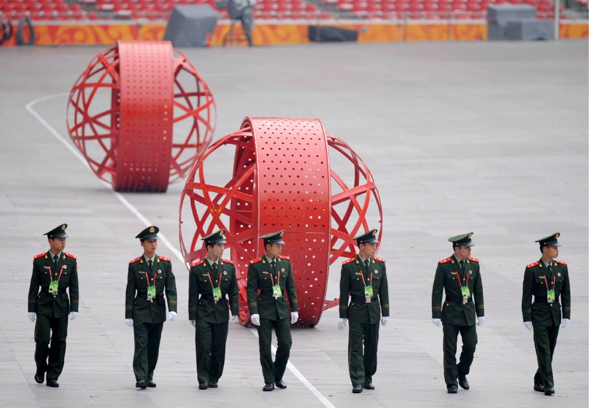 Gli atleti in campo. Contro la Cina