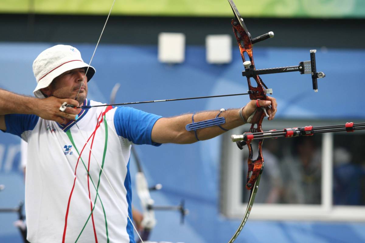 Arco d’argento con la freccia sbagliata