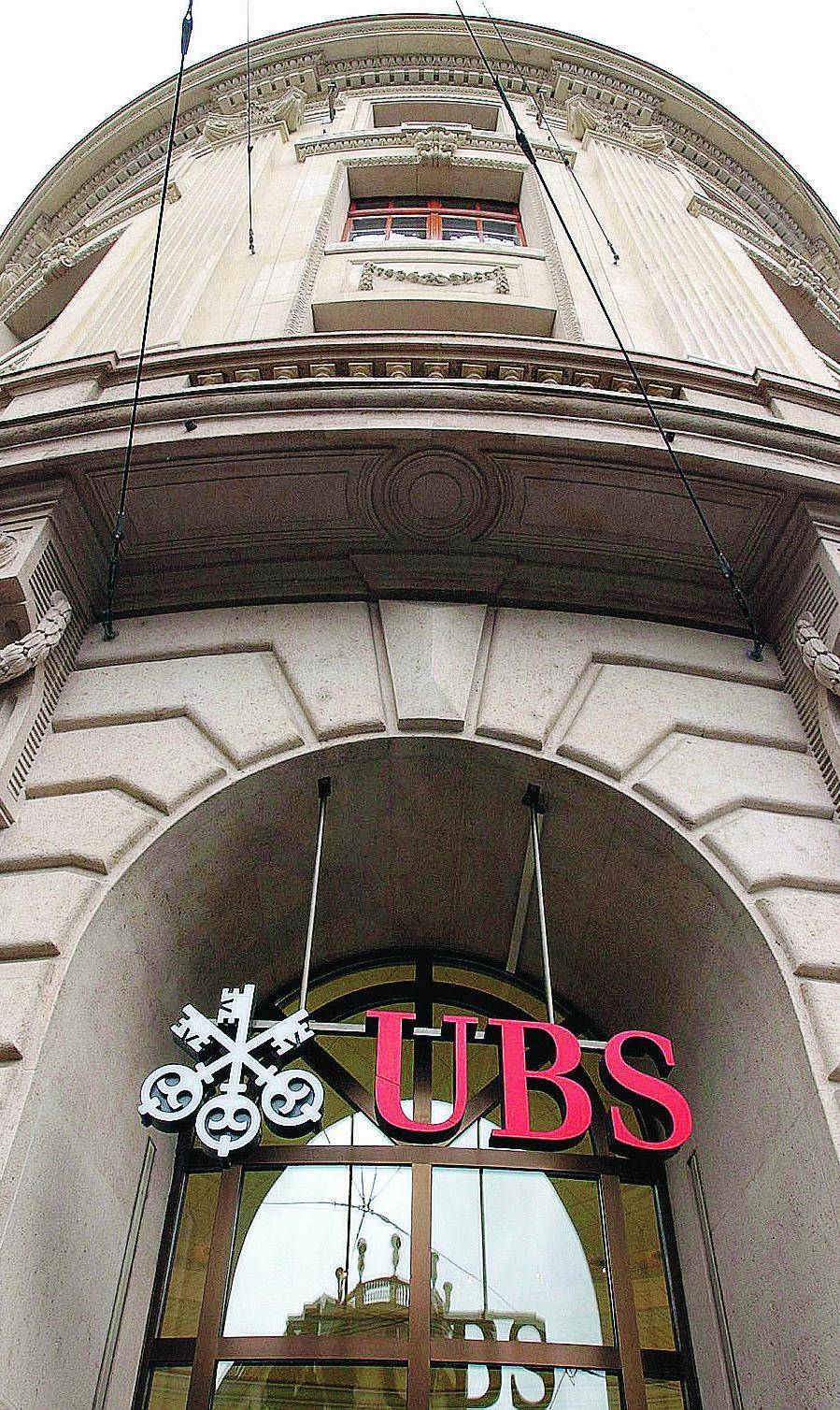 Ubs, gli gnomi in crisi isolano la finanza