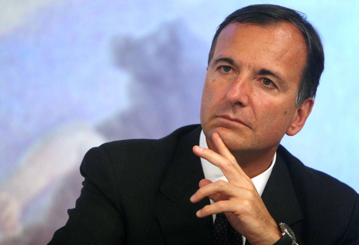 Frattini: "Ha vinto la linea italo-francese. Smentito chi parlava di Europa debole"