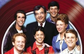 Milwaukee festeggia Happy Days 
Una statua per il mitico Fonzie