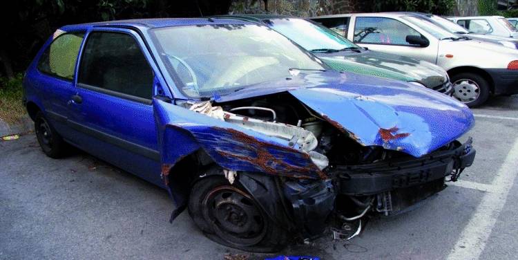 Certosa, parcheggio di giorno centro per spaccio alla notte