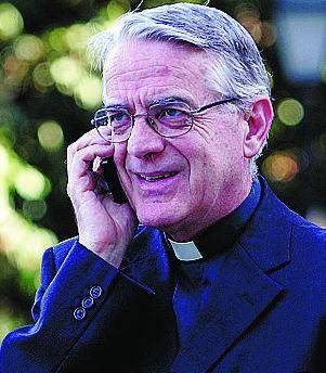 L’attacco al governo, poi la «scomunica» da parte del Vaticano