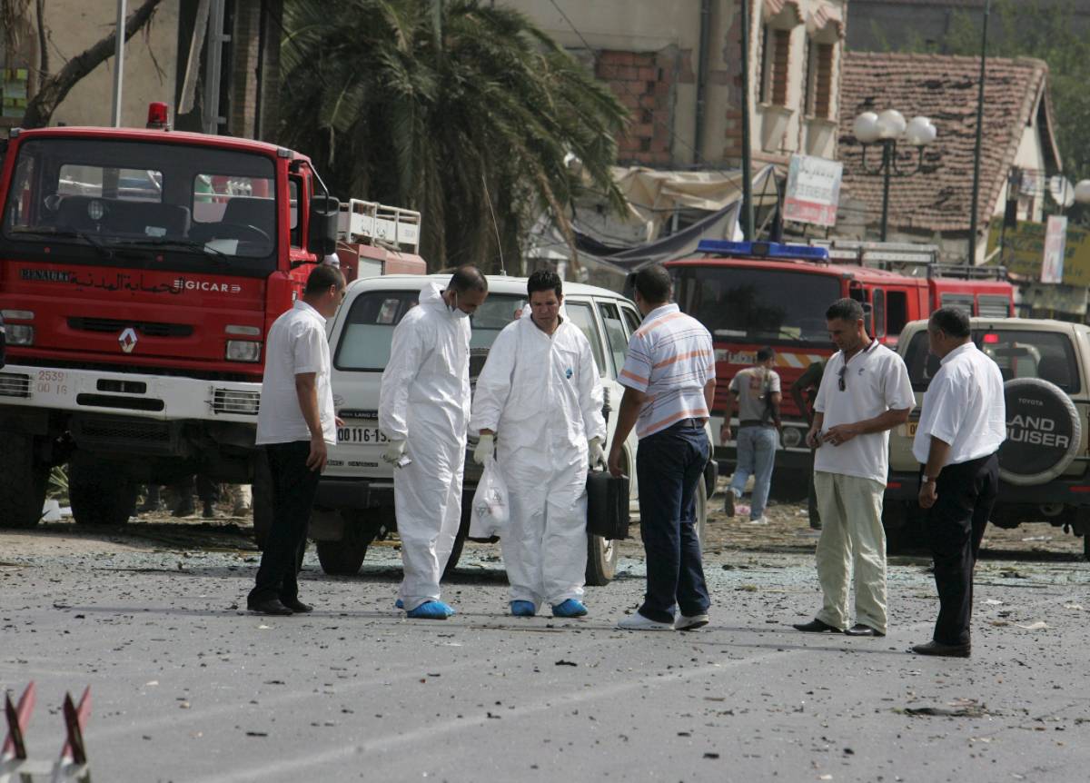 Algeria, ancora bombe: 11 morti e 31 feriti