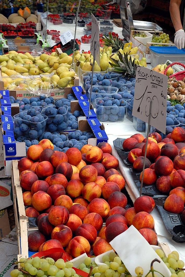 Ortofrutta, Bankitalia: 
"Da campo a tavola 
rincari fino al 200%"