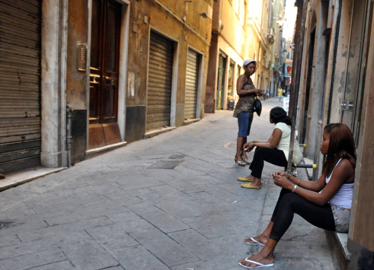 Il Comune di Genova 
sfratta "Bocca di rosa"