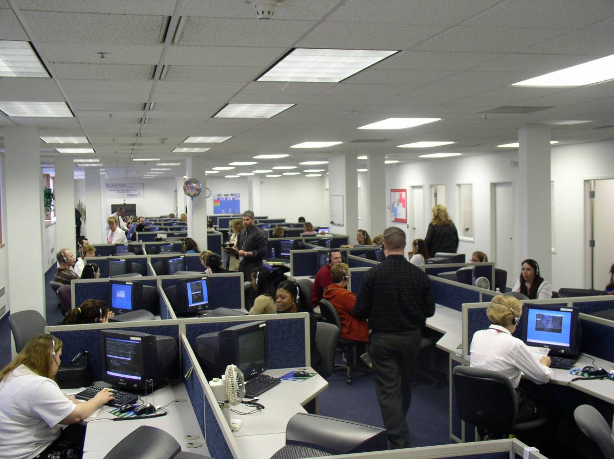 Marketing selvaggio, 
stop dell'Authority 
alle telefonate moleste