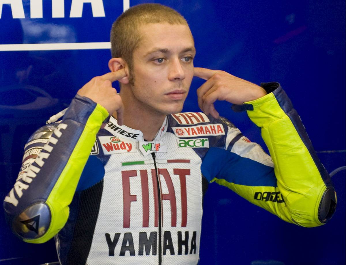 MotoGp: Rossi vince 
a Indianapolis. Stop 
7 giri prima per pioggia