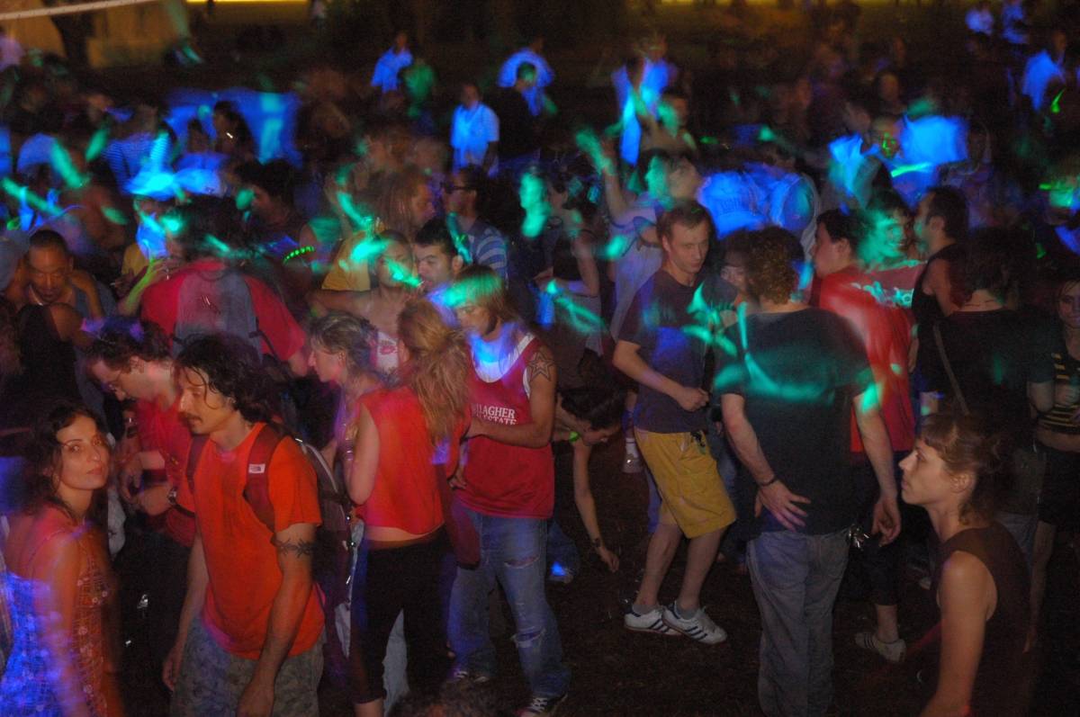 Muore dopo rave party: 
arrestati pusher e madre