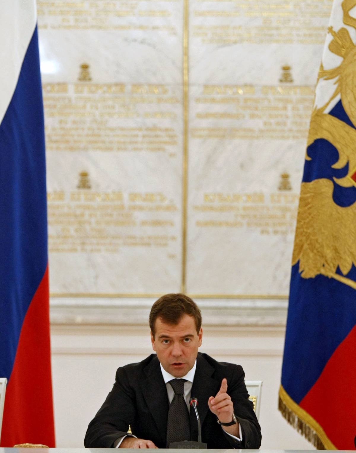 Georgia, Medvedev duro: 
guerra causata dalla Nato