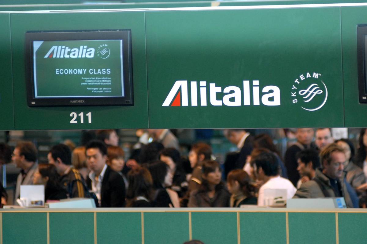 Alitalia sul mercato 
Epifani fa retromarcia
