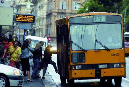 Scuole «desincronizzate» per non intasare gli autobus