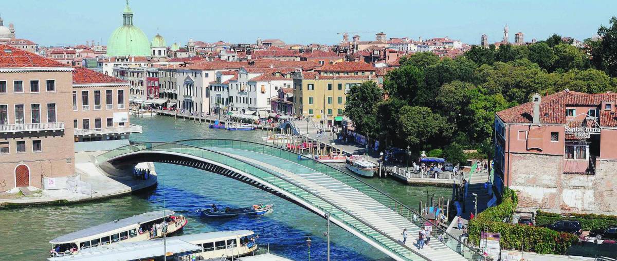 Venezia, 580mila euro 
per fare la guardia 
al ponte di Calatrava