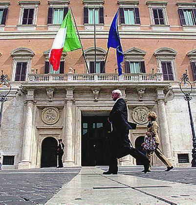 Palazzo Chigi taglia le spese: niente giornali ai funzionari