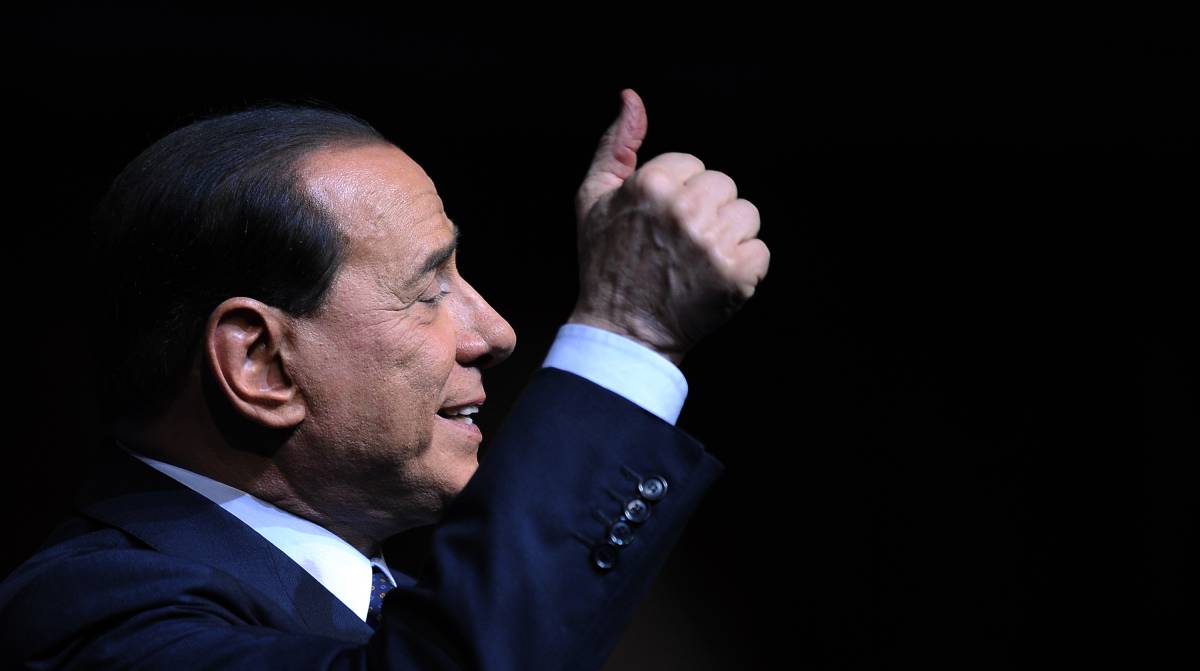 Berlusconi attacca: opposizione sfascista 
Schifani a Veltroni: basta avvelenare il clima