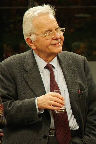 Nobel per la Fisica 2008: 
"Scoperta di Cabibbo"