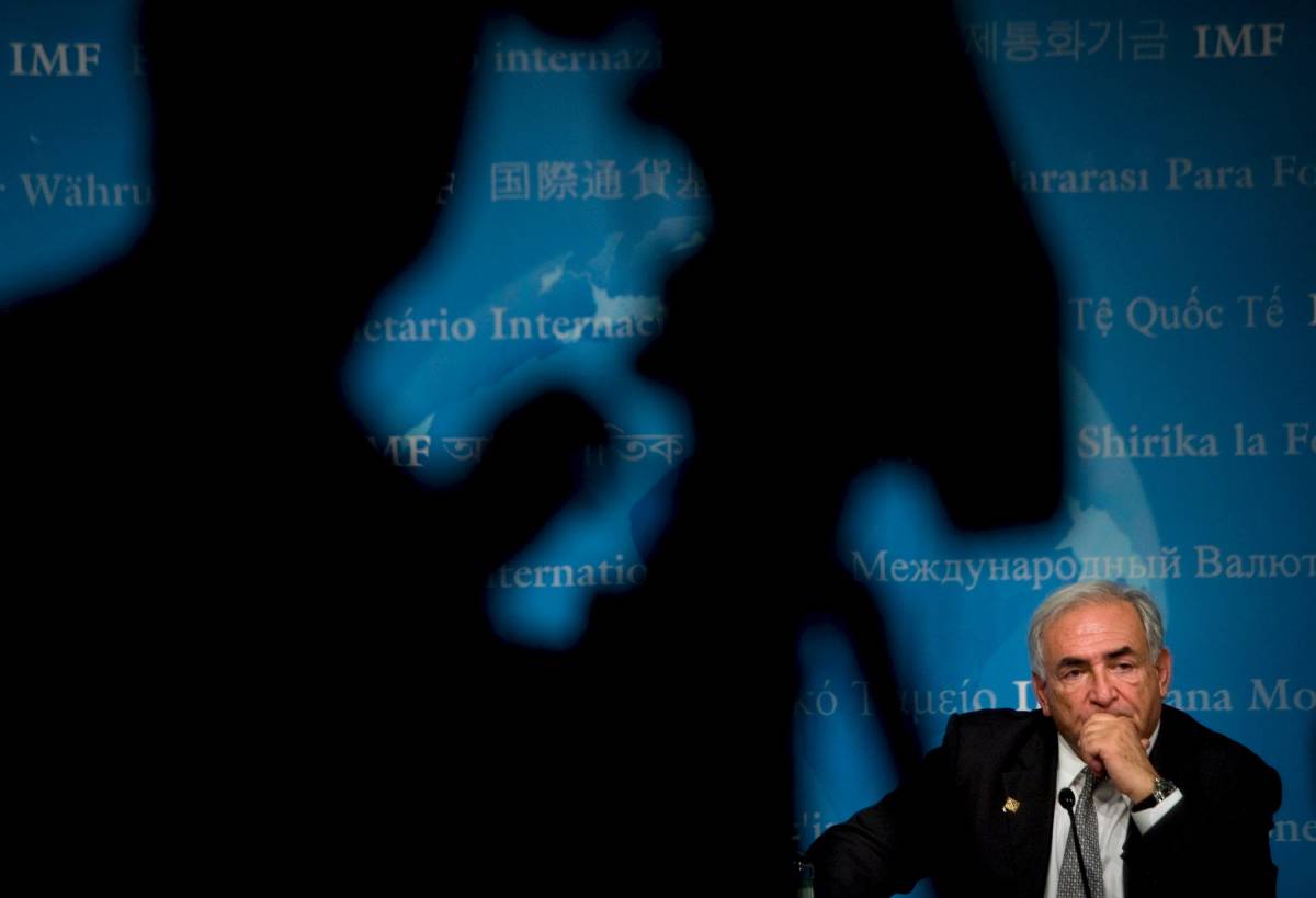 Fmi: rischio collasso. Le misure Bush 
La Ue prepara il piano per le banche