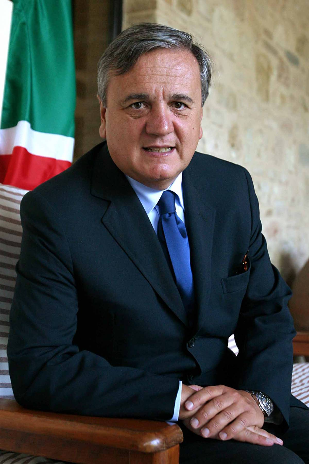 Sacconi: "Anch'io sono malato di tumore"