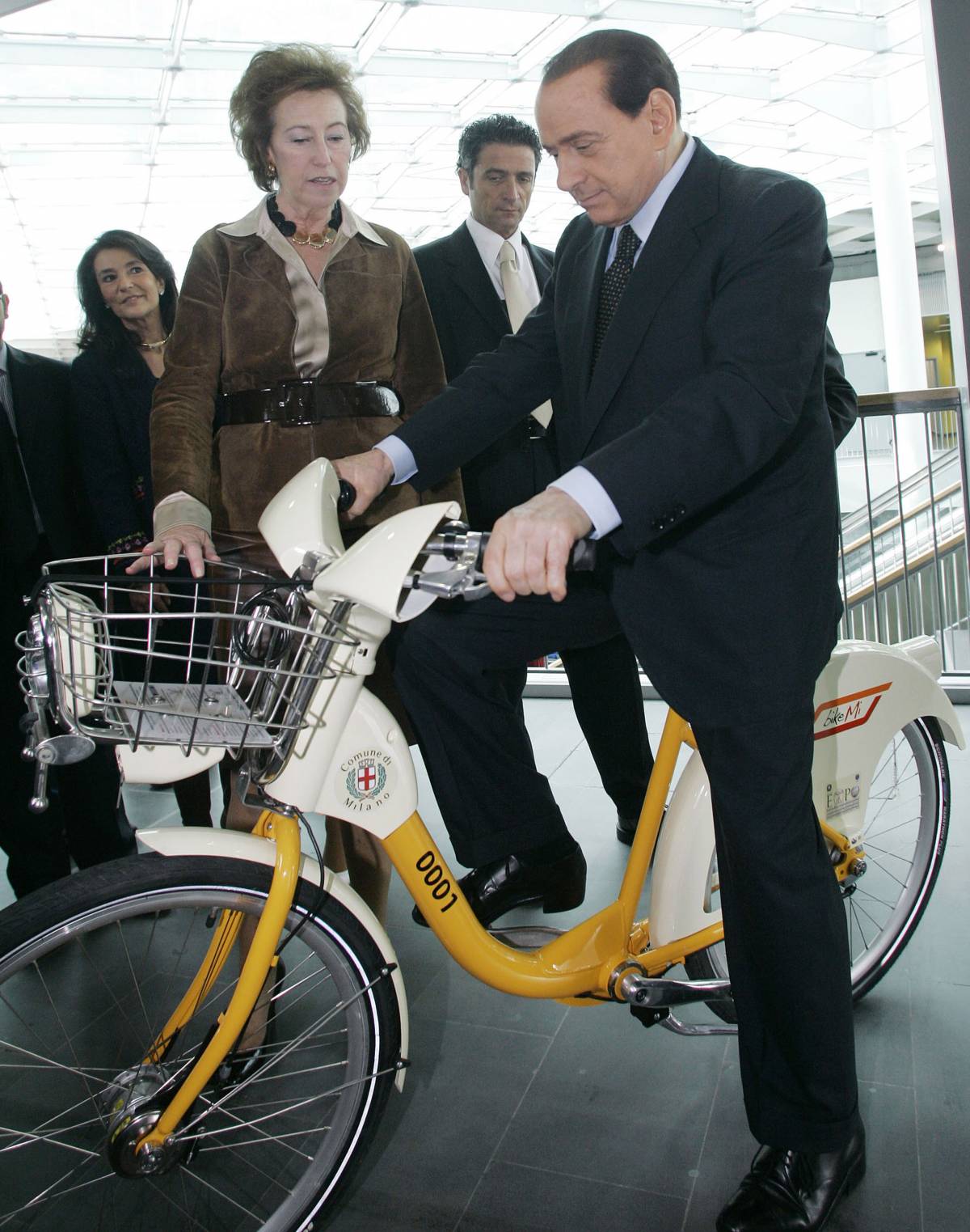 "Bike sharing", la volata la tira Berlusconi