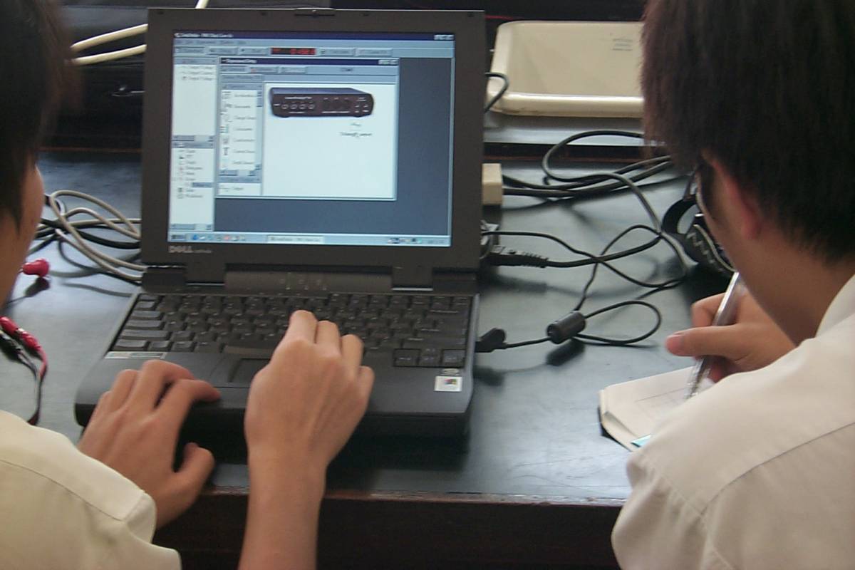 Microsoft, software gratis agli studenti